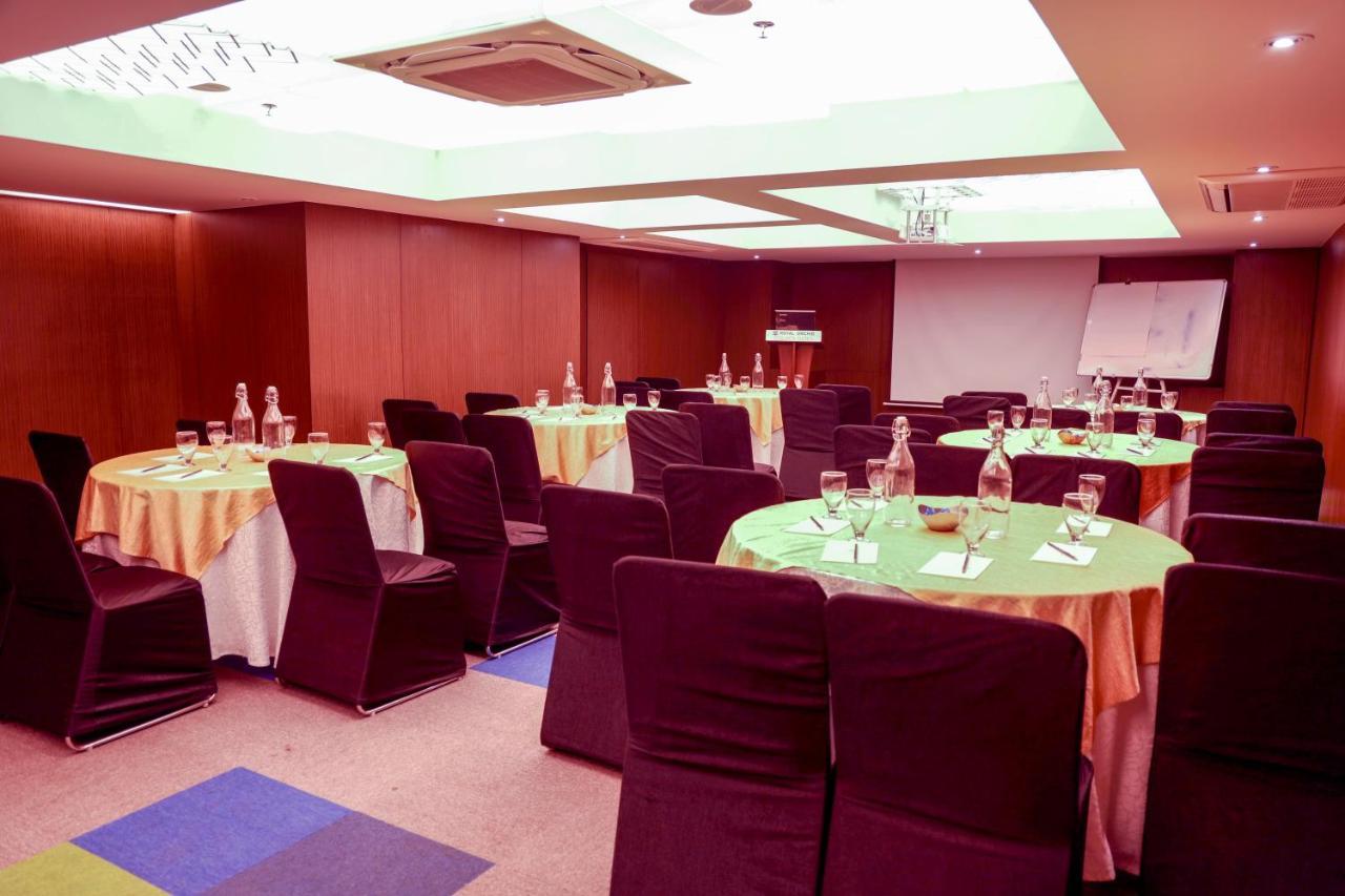 Royal Orchid Golden Hotel 4*